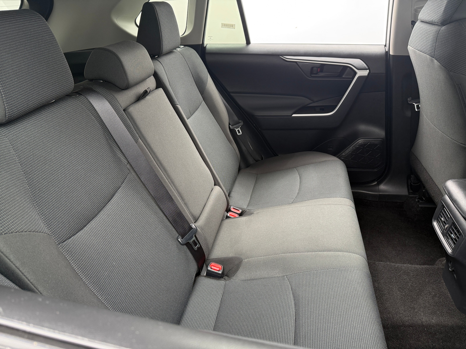 Thumbnail: 2025 Toyota RAV4 - 6