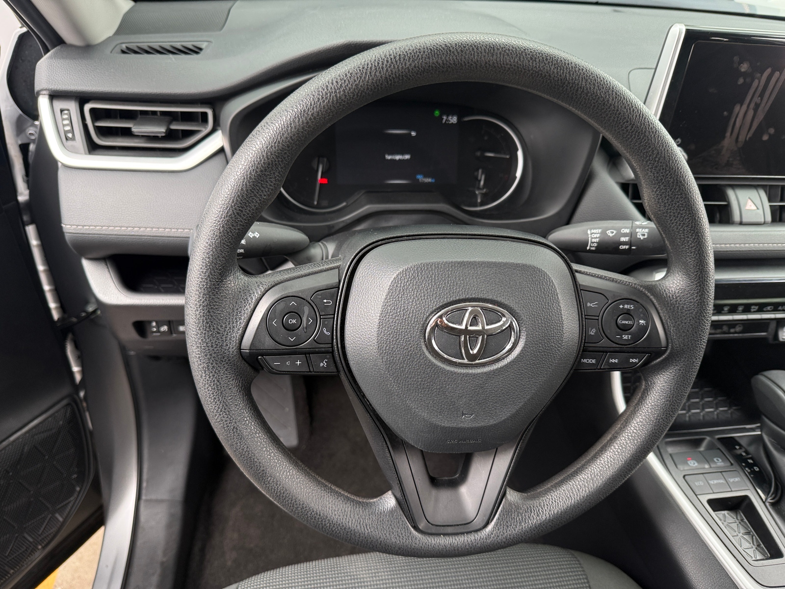 Thumbnail: 2025 Toyota RAV4 - 5