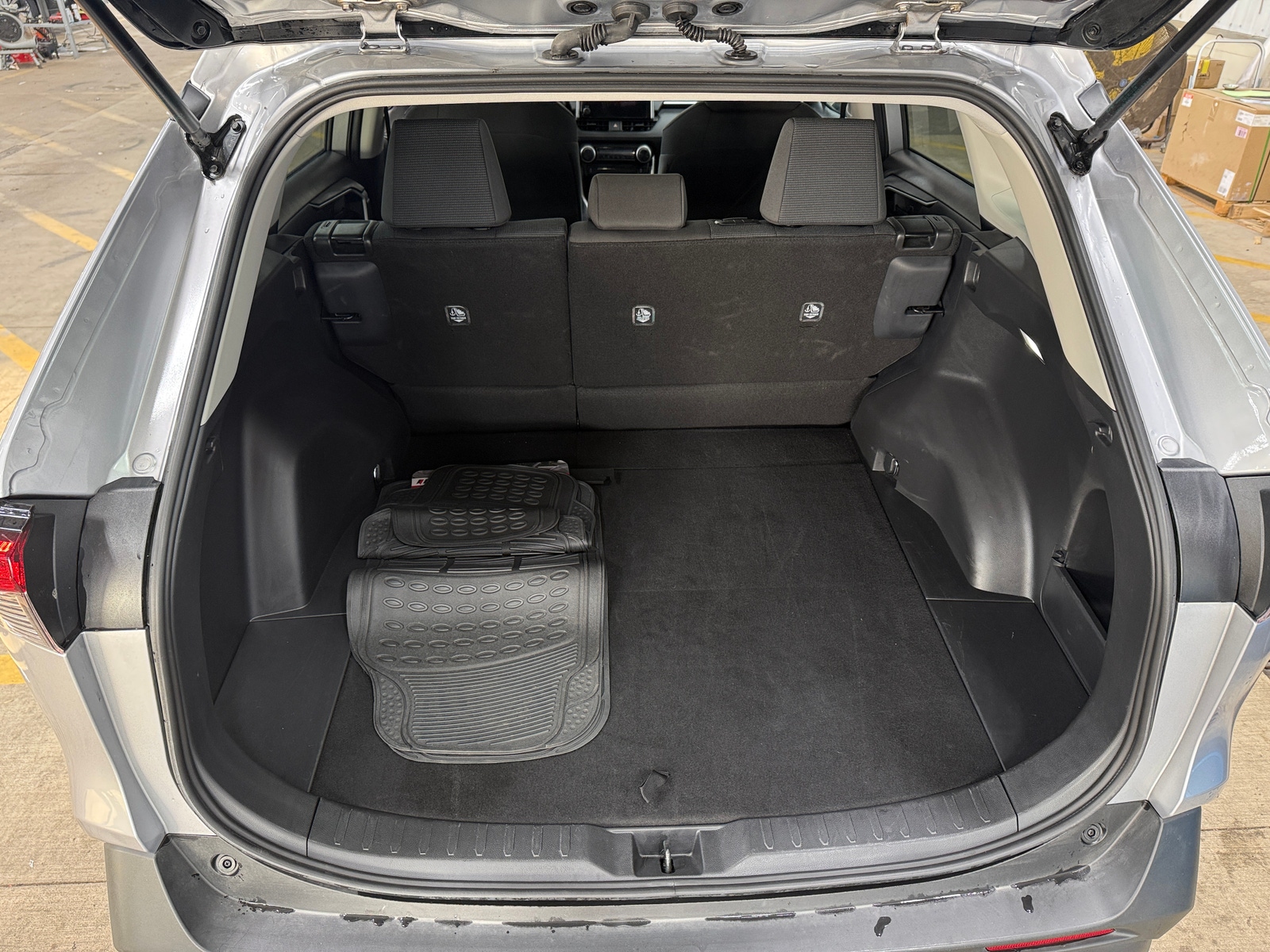 Thumbnail: 2025 Toyota RAV4 - 7