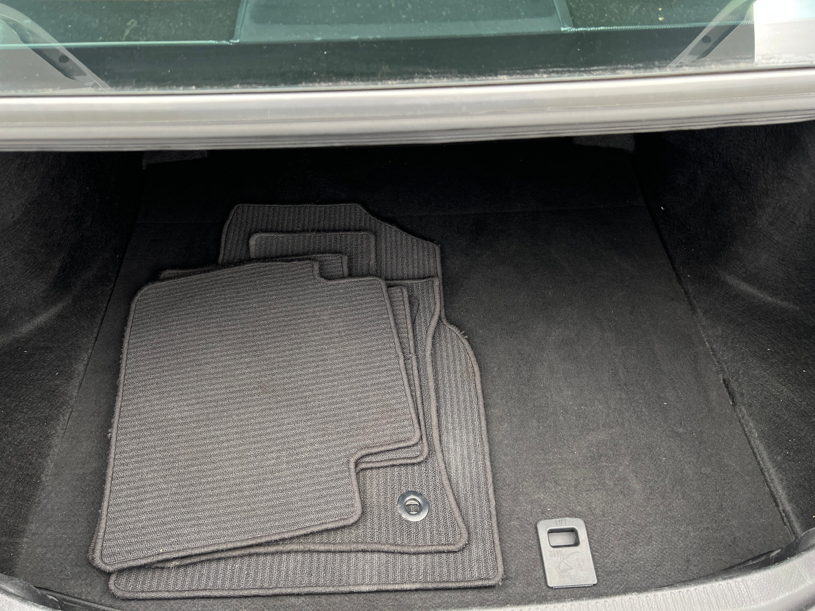 Thumbnail: 2019 Toyota Camry - 7