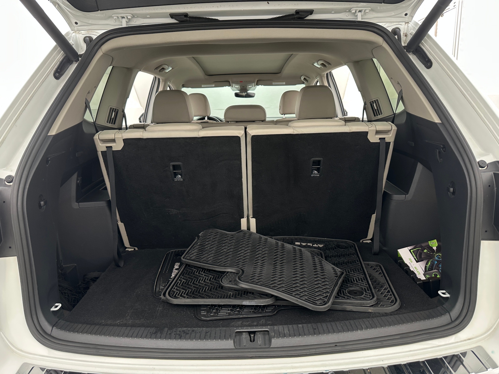 Thumbnail: 2018 Volkswagen Atlas - 6