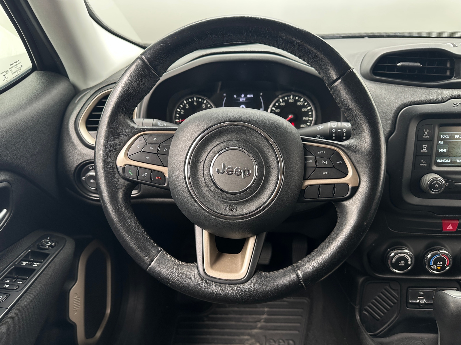 Thumbnail: 2017 Jeep Renegade - 5