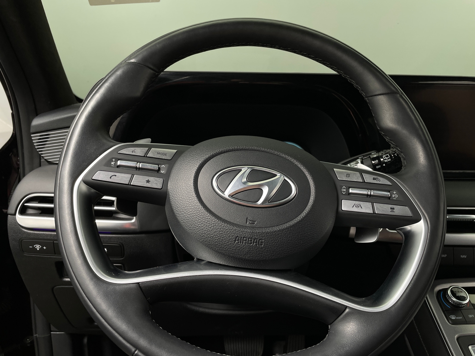 Thumbnail: 2023 Hyundai Palisade - 4