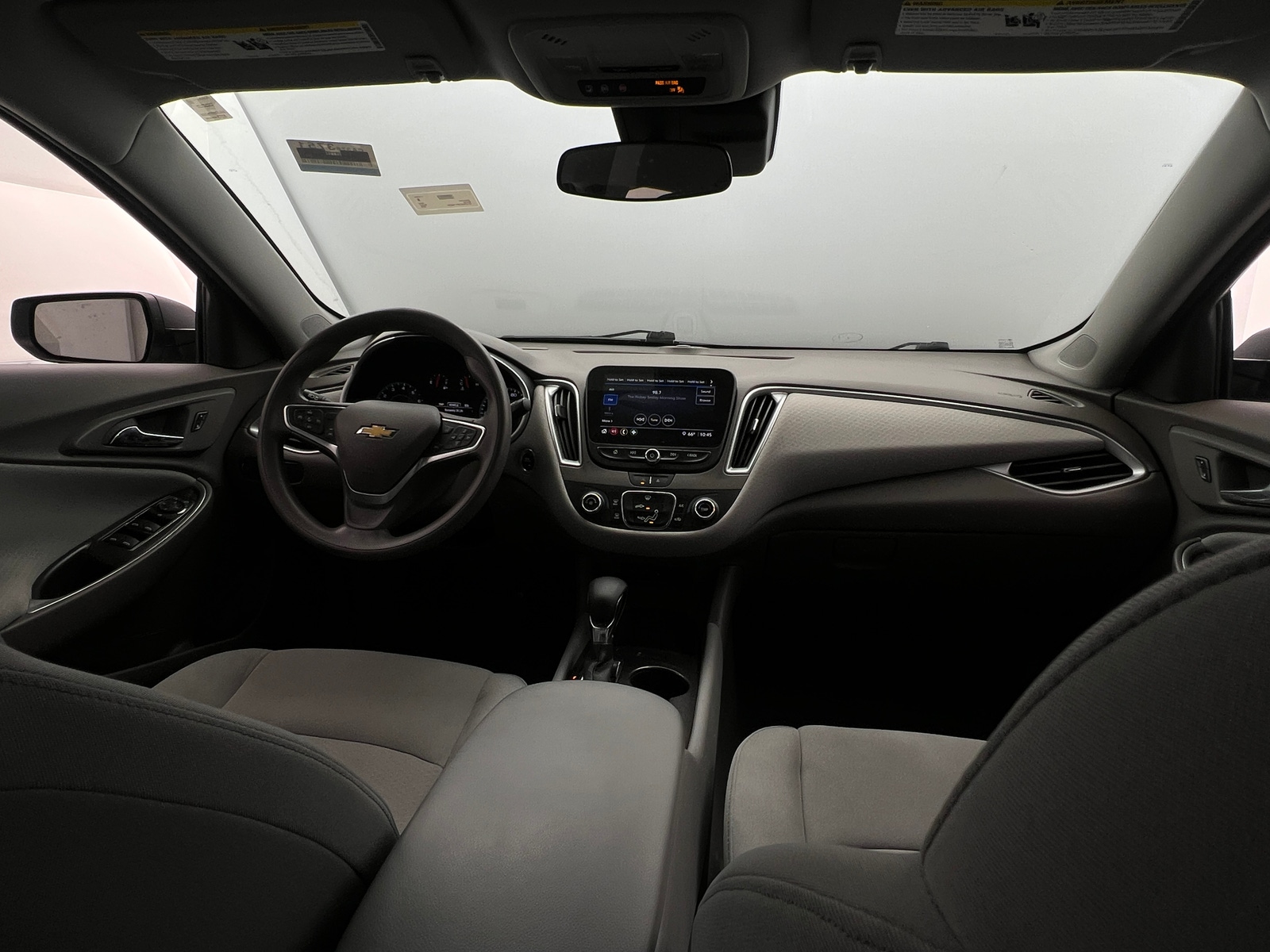 Thumbnail: 2023 Chevrolet Malibu - 3