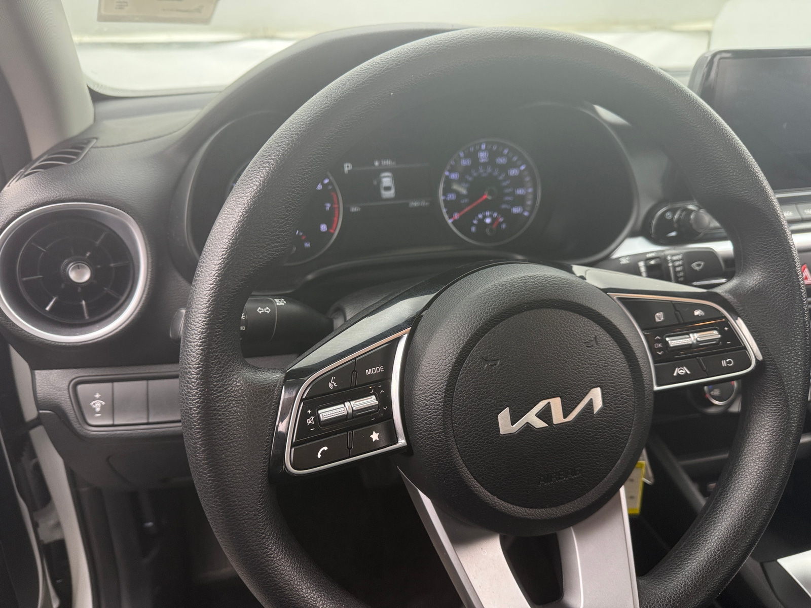 Thumbnail: 2024 Kia Forte - 5