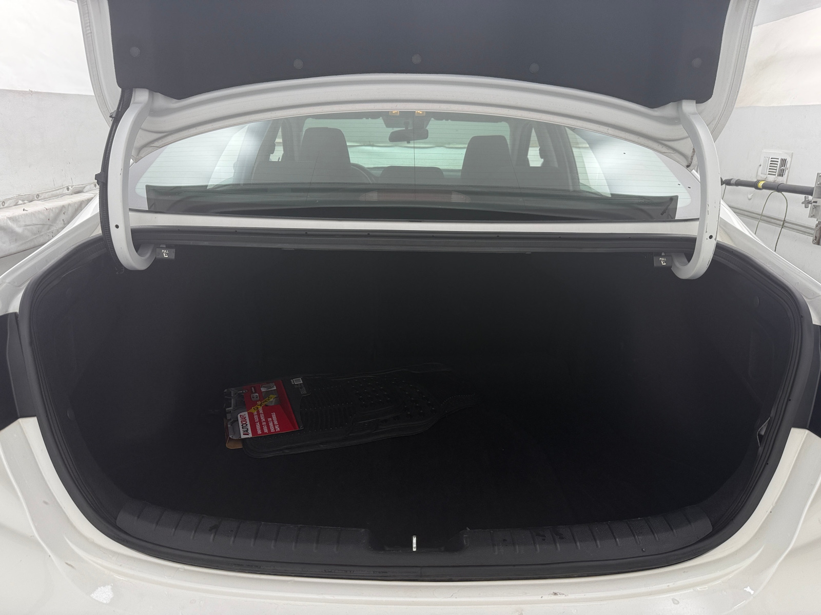 Thumbnail: 2024 Kia Forte - 7