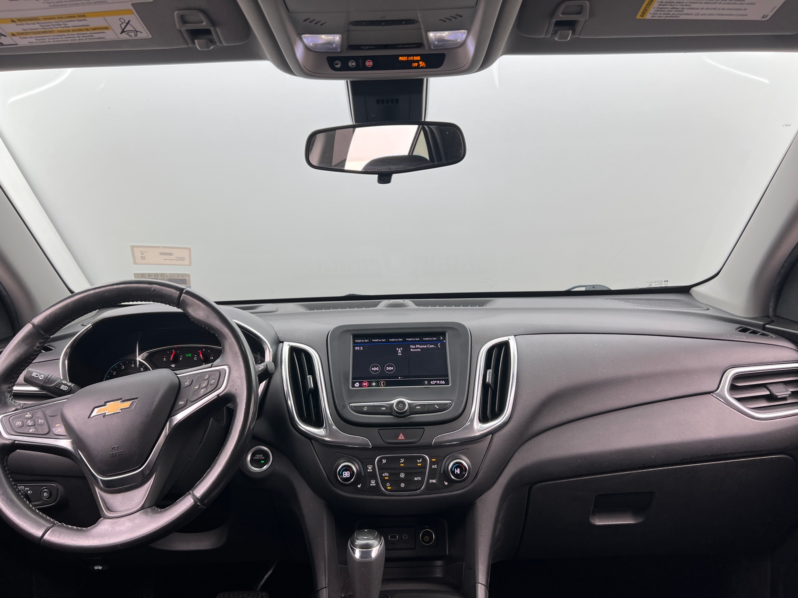 Thumbnail: 2020 Chevrolet Equinox - 3