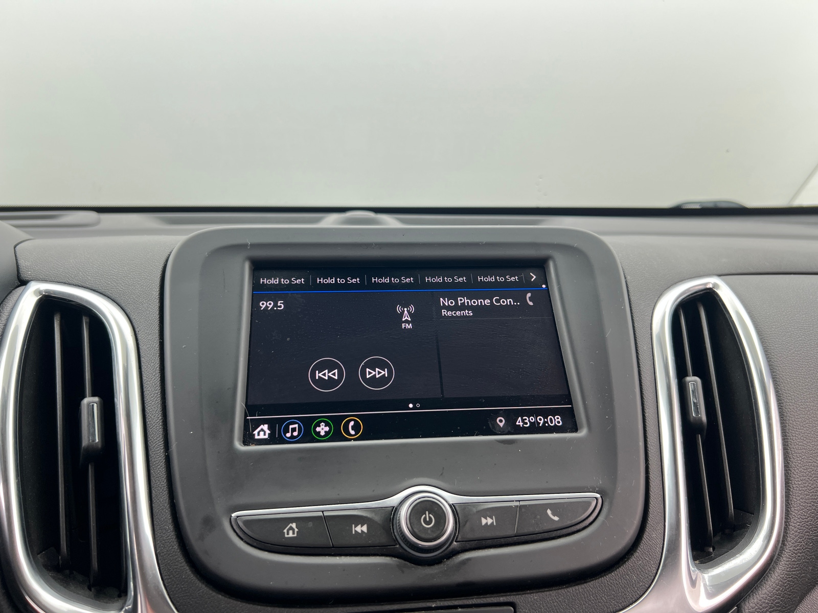 Thumbnail: 2020 Chevrolet Equinox - 4