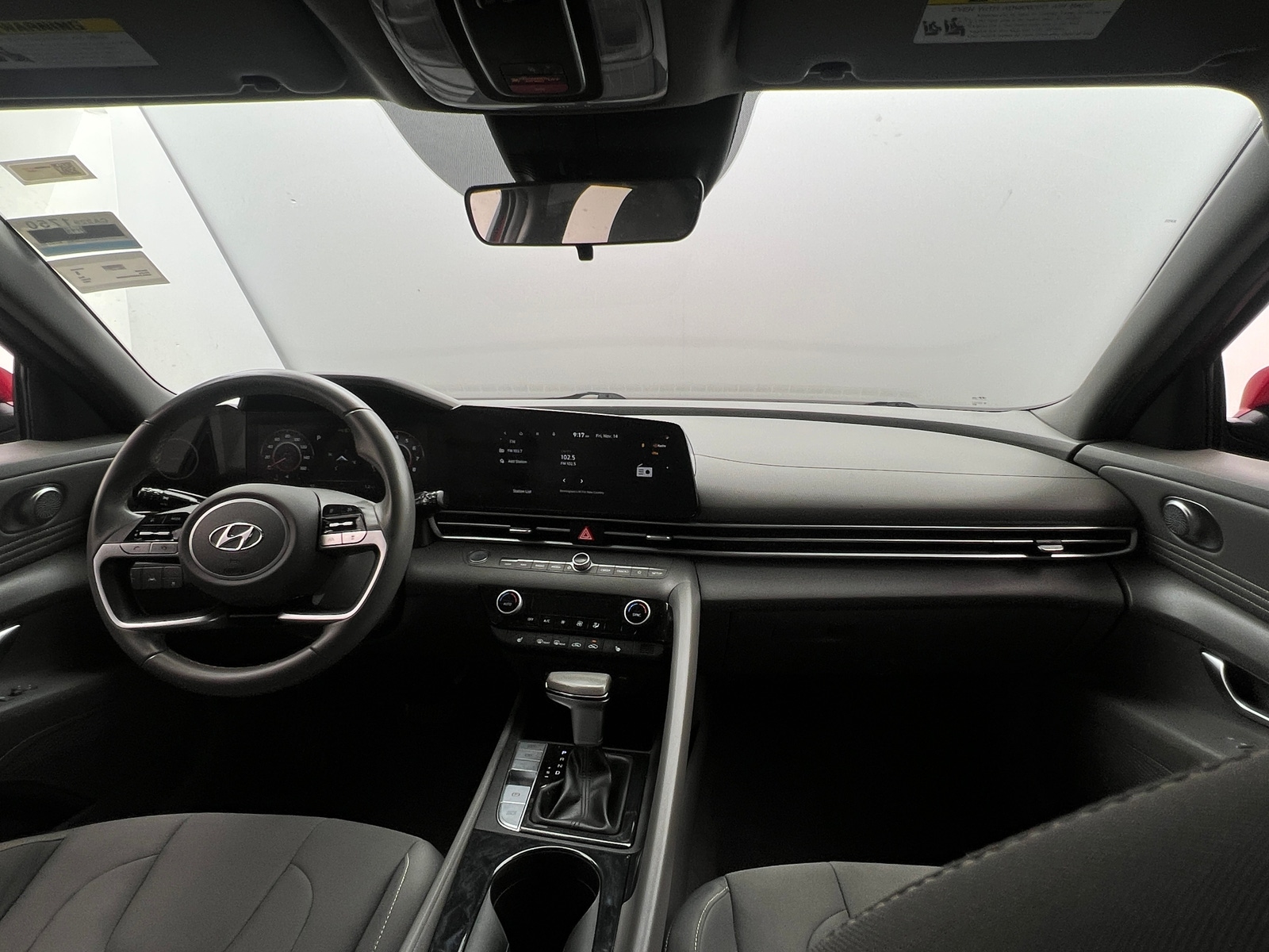 Thumbnail: 2023 Hyundai Elantra - 3