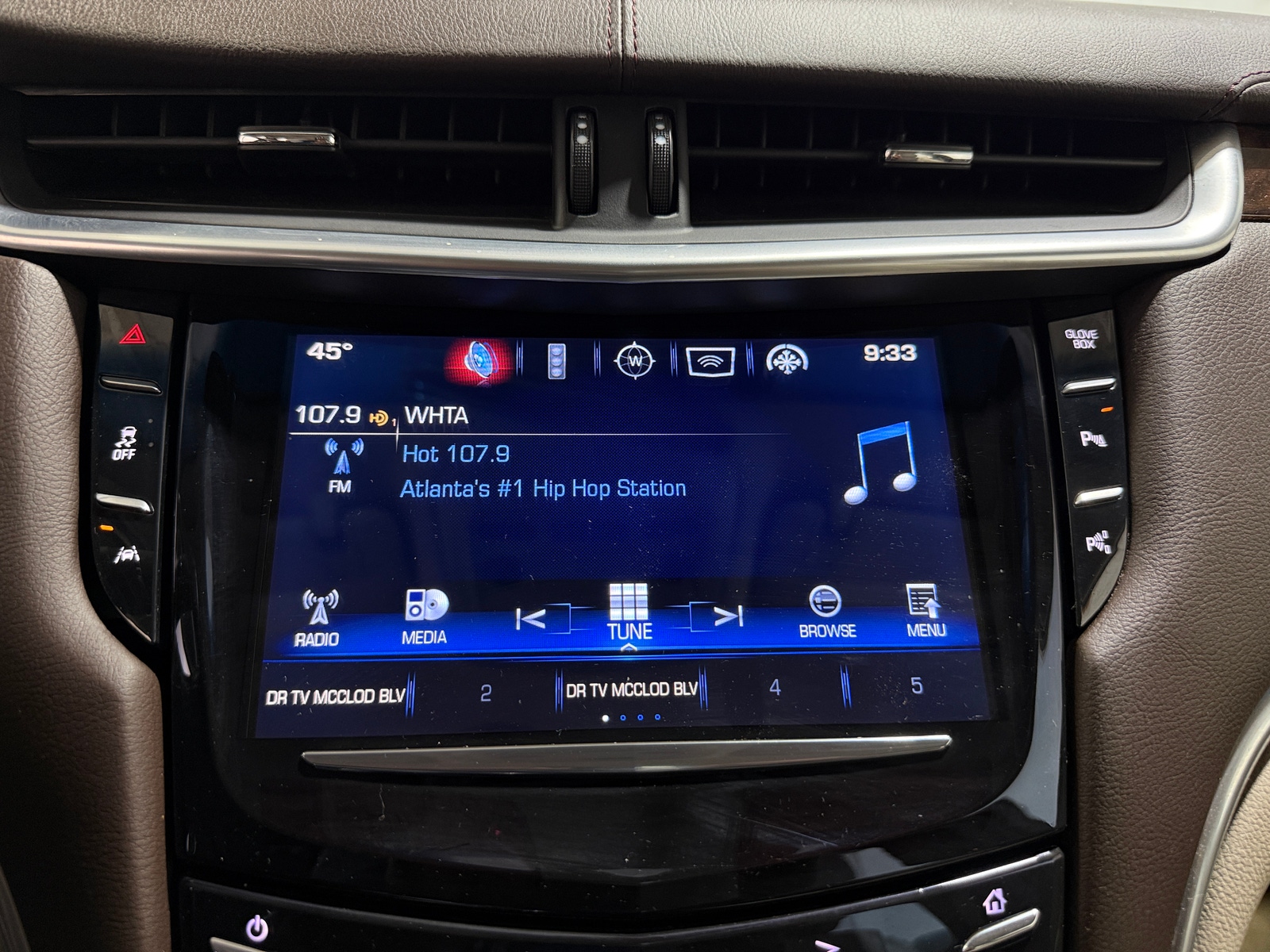 Thumbnail: 2017 Cadillac XTS - 3