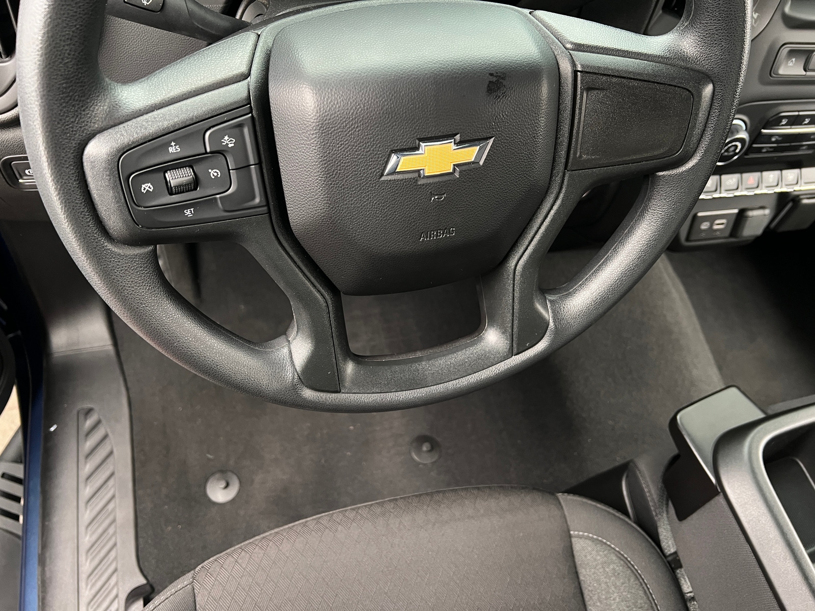 Thumbnail: 2024 Chevrolet Silverado 2500 - 5