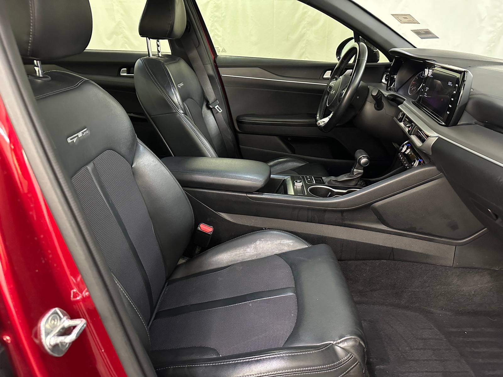 Thumbnail: 2022 Kia K5 - 2