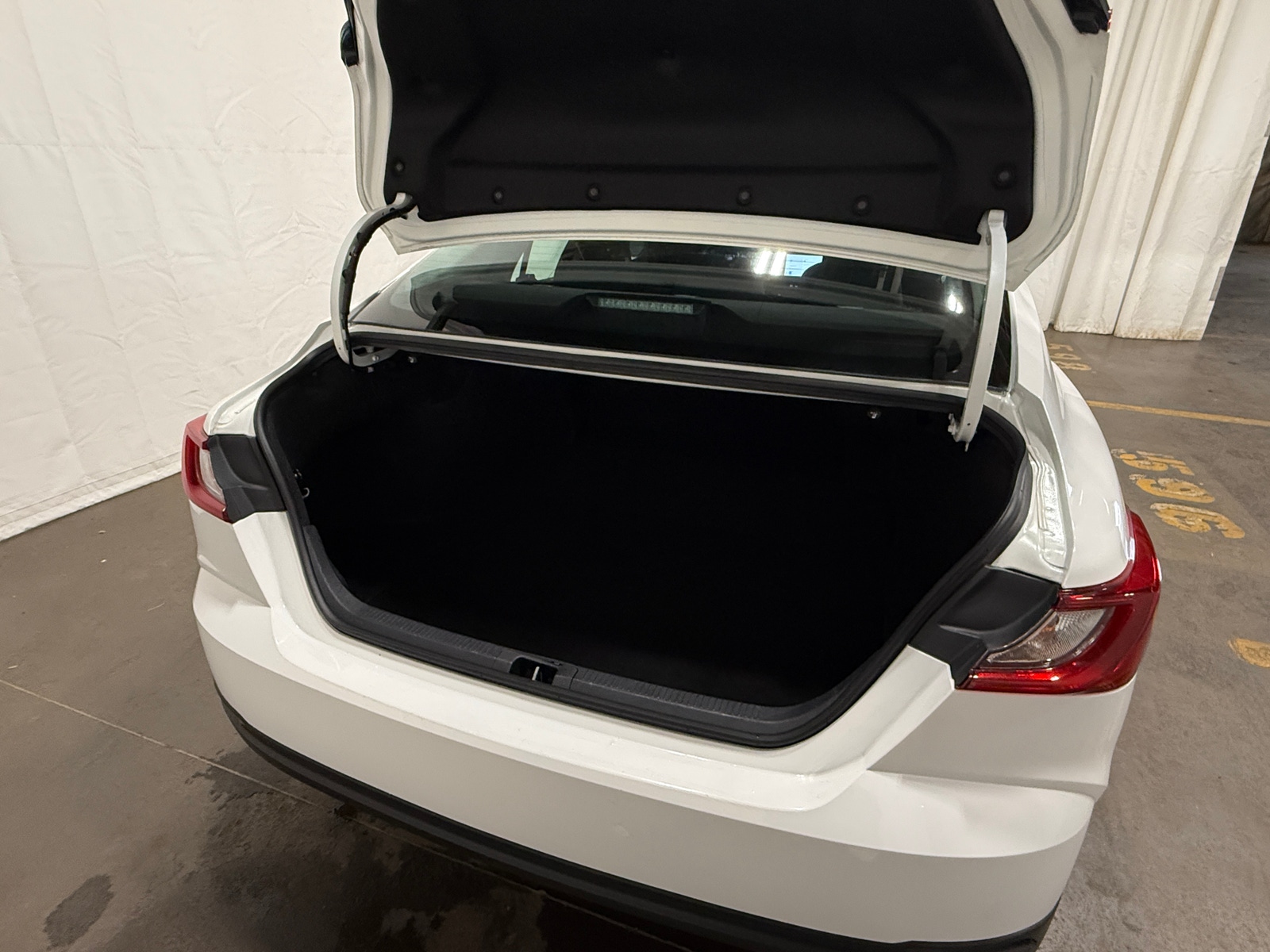 Thumbnail: 2025 Toyota Camry - 7