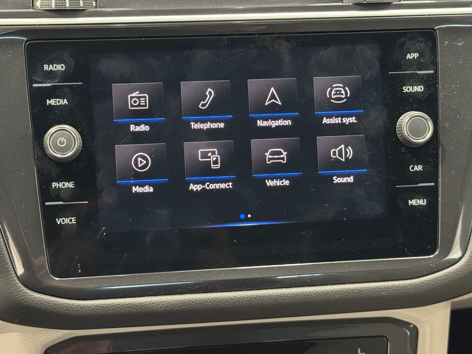 Thumbnail: 2024 Volkswagen Tiguan - 3