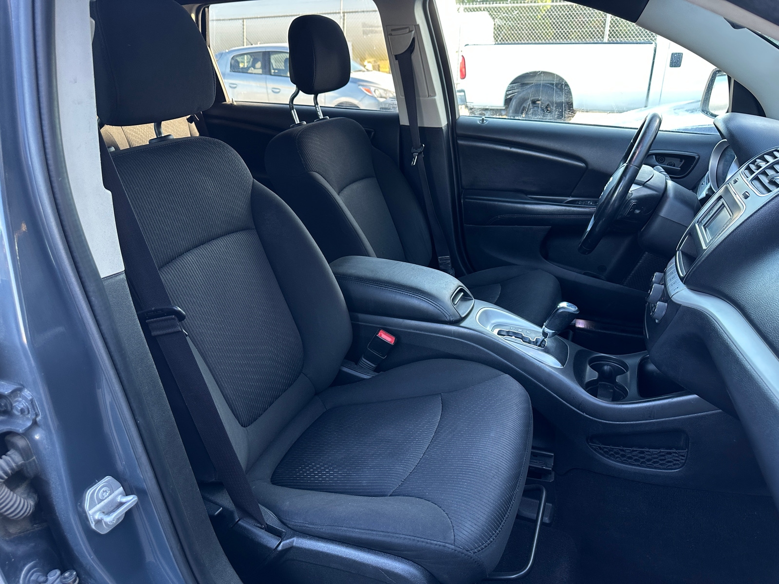 Thumbnail: 2017 Dodge Journey - 2