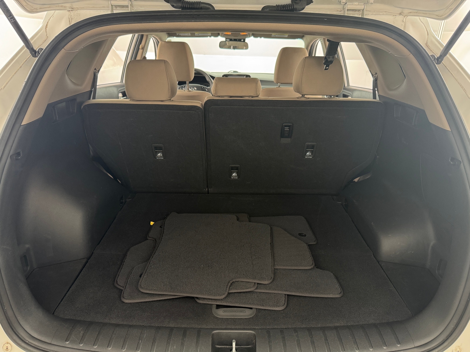 Thumbnail: 2019 Hyundai Tucson - 7