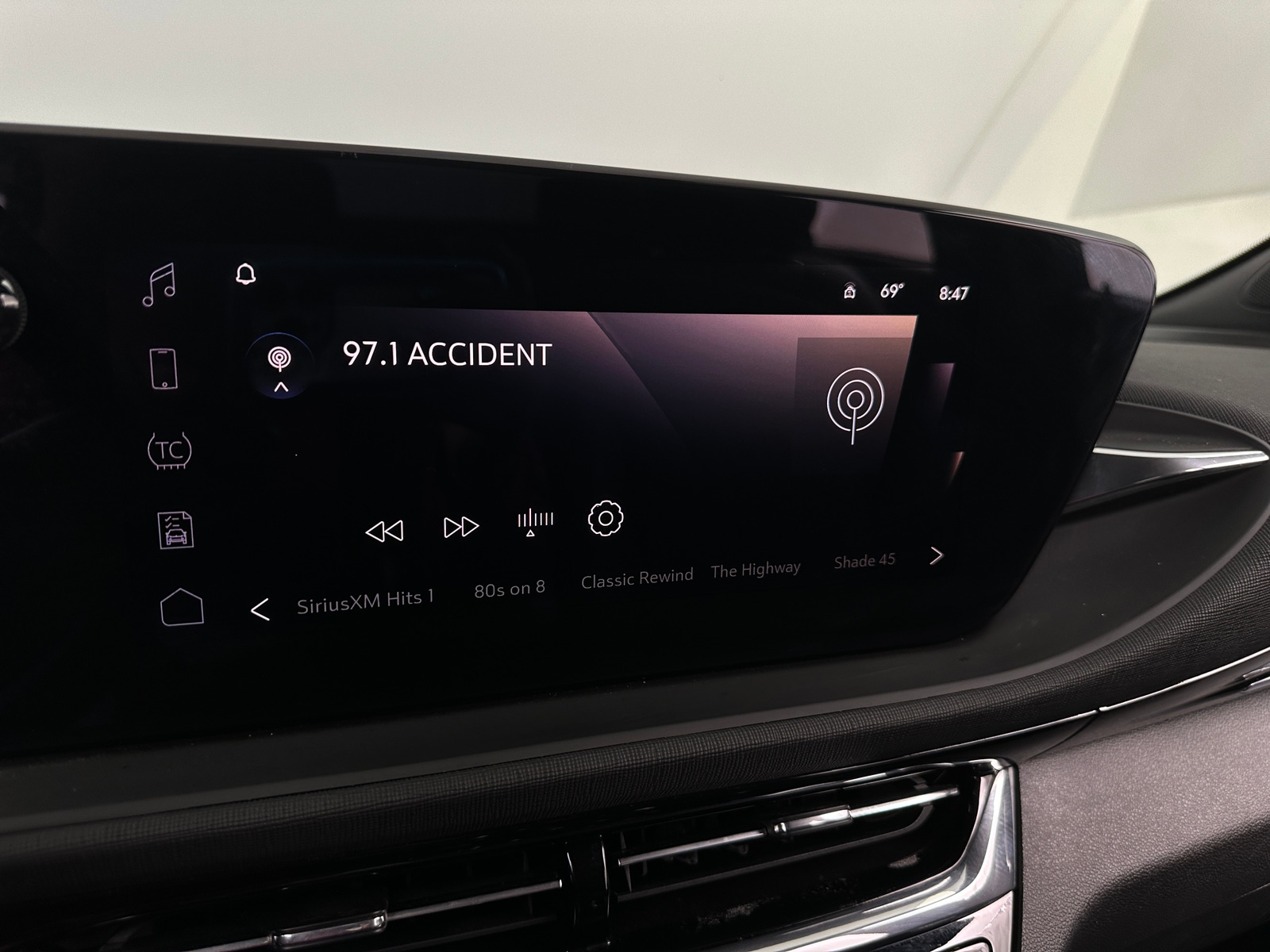 Thumbnail: 2025 Buick Envista - 3