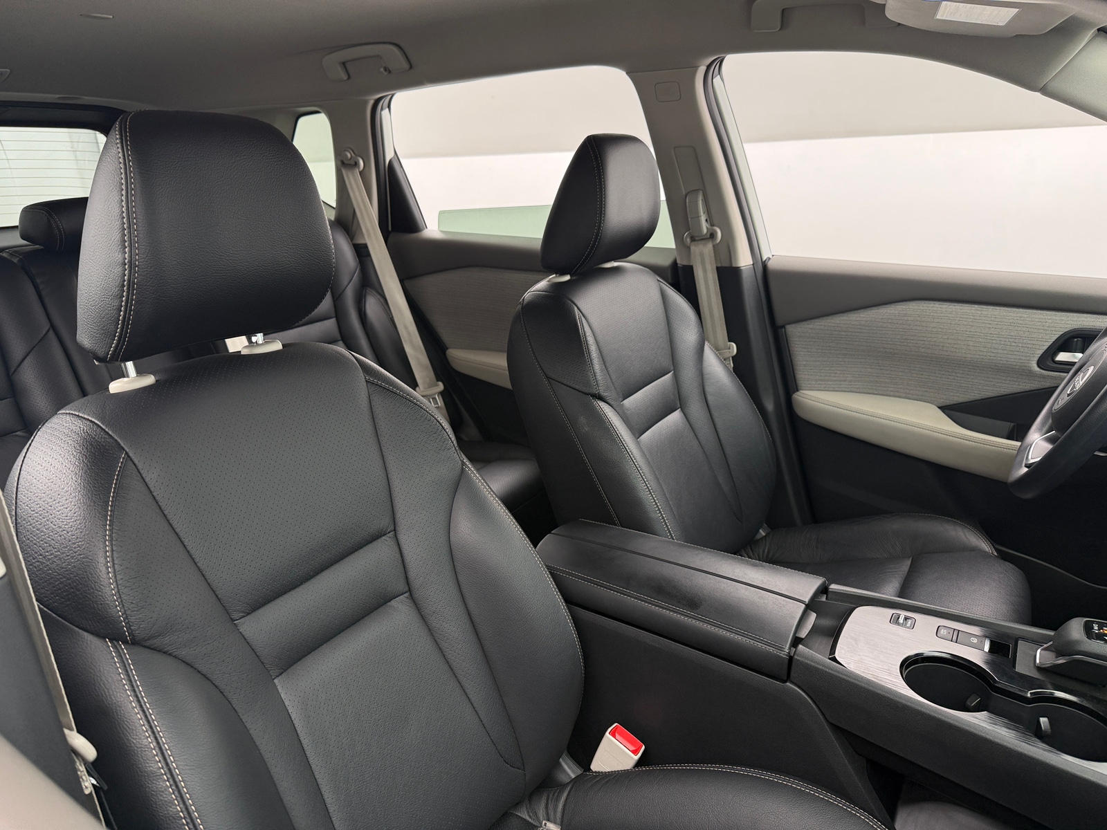 Thumbnail: 2023 Nissan Rogue - 2