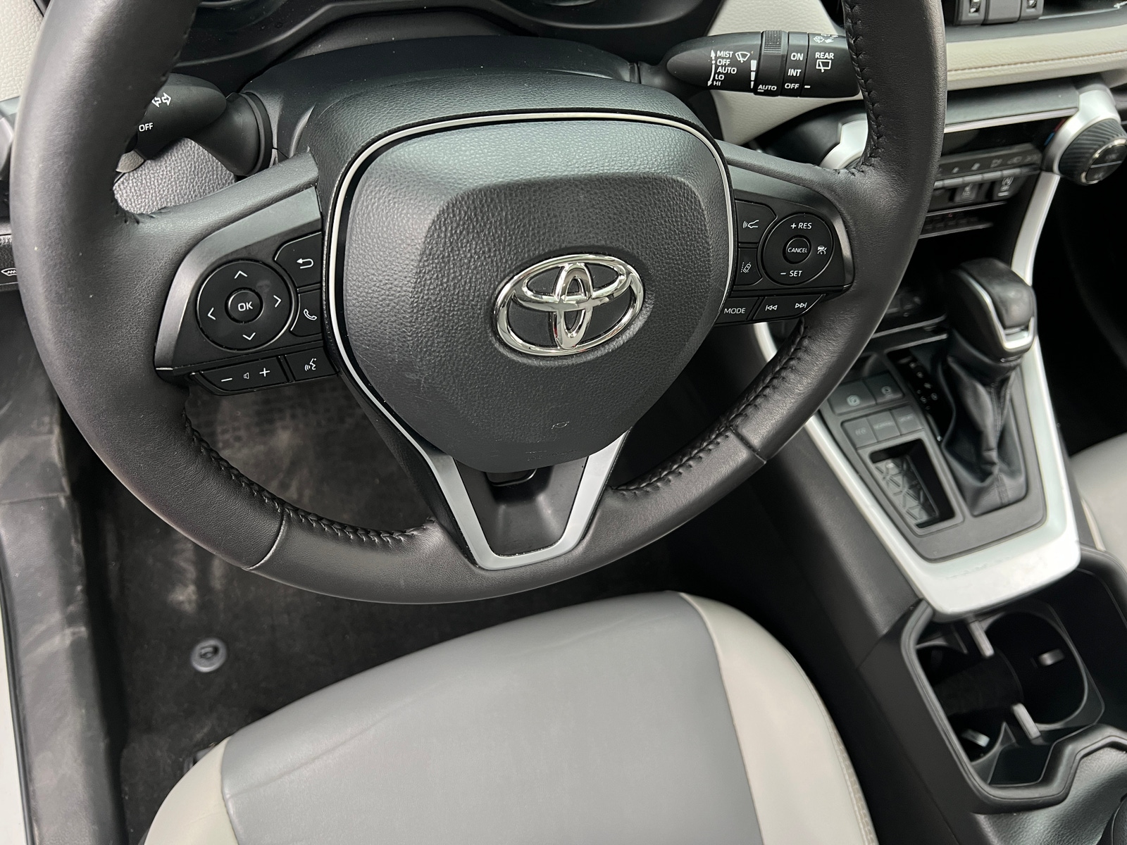 Thumbnail: 2023 Toyota RAV4 - 4