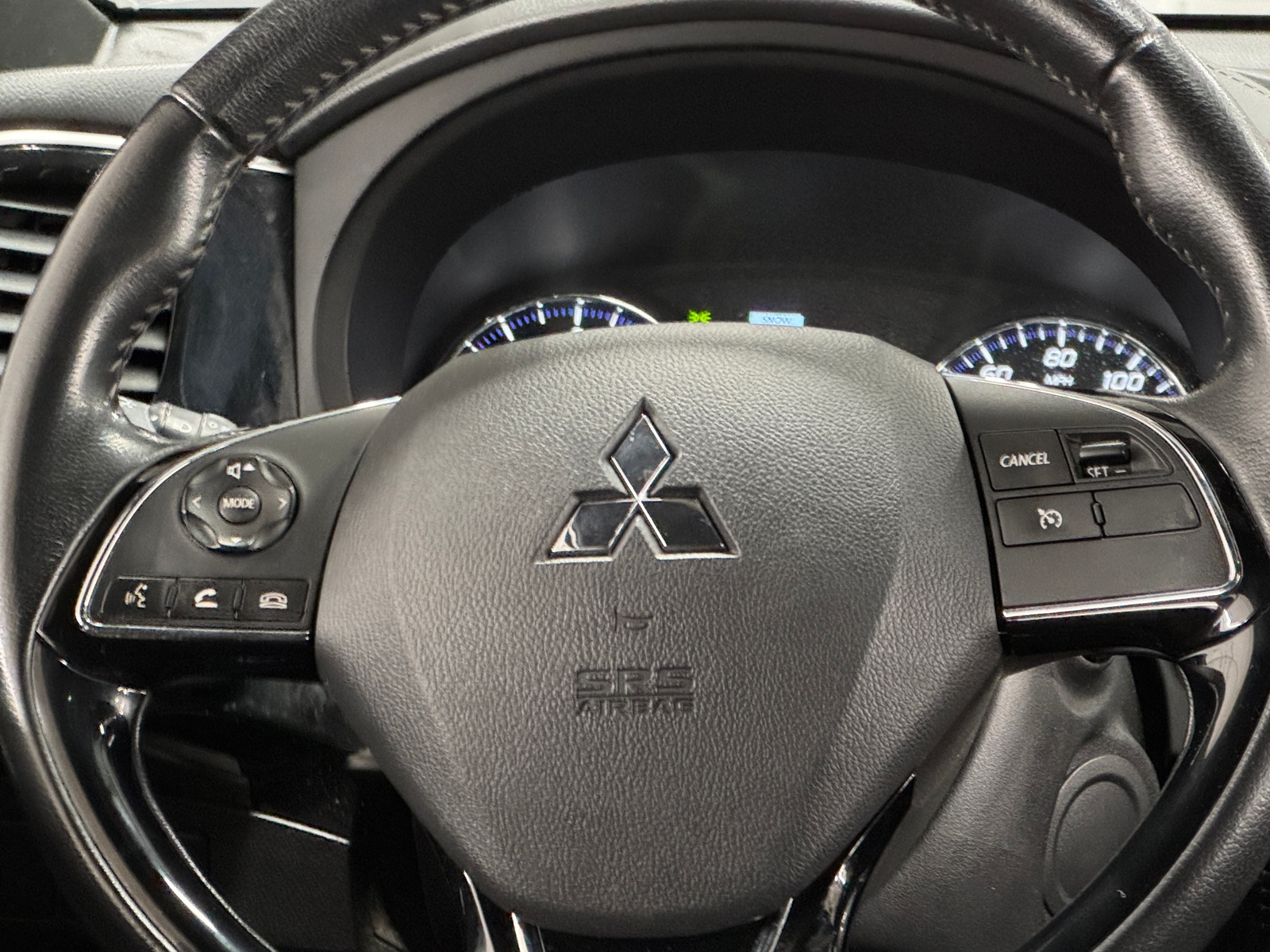 Thumbnail: 2019 Mitsubishi Outlander - 5