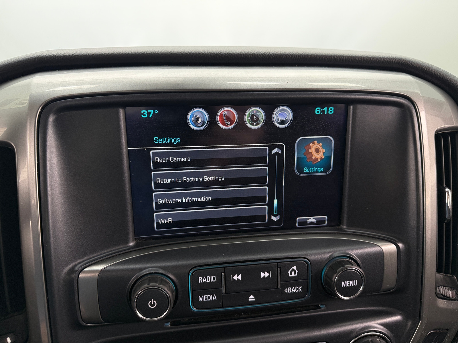 Thumbnail: 2018 Chevrolet Silverado 1500 - 4