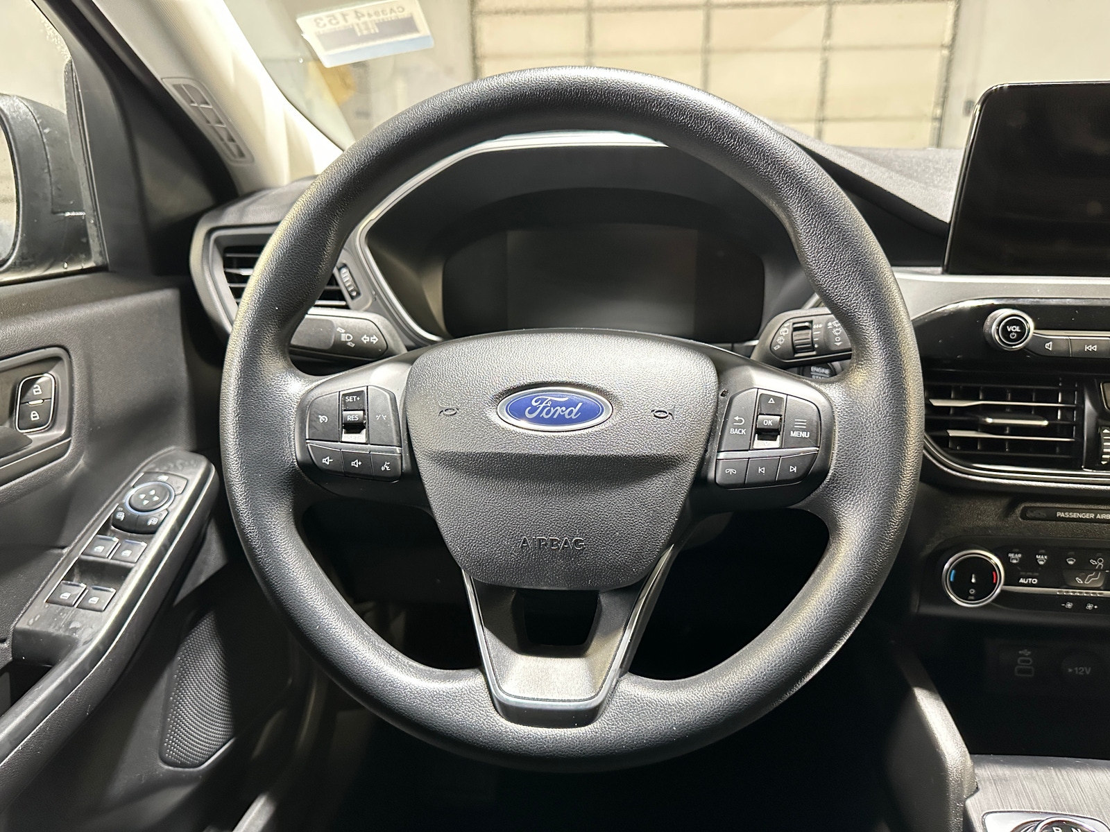 Thumbnail: 2025 Ford Escape - 5