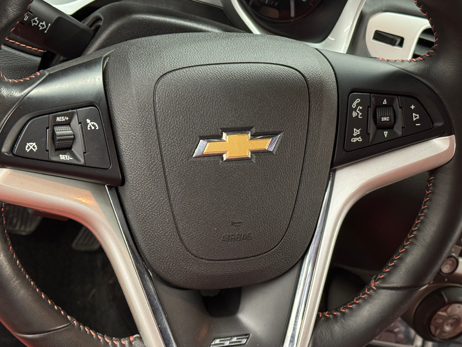 Thumbnail: 2014 Chevrolet Camaro - 3