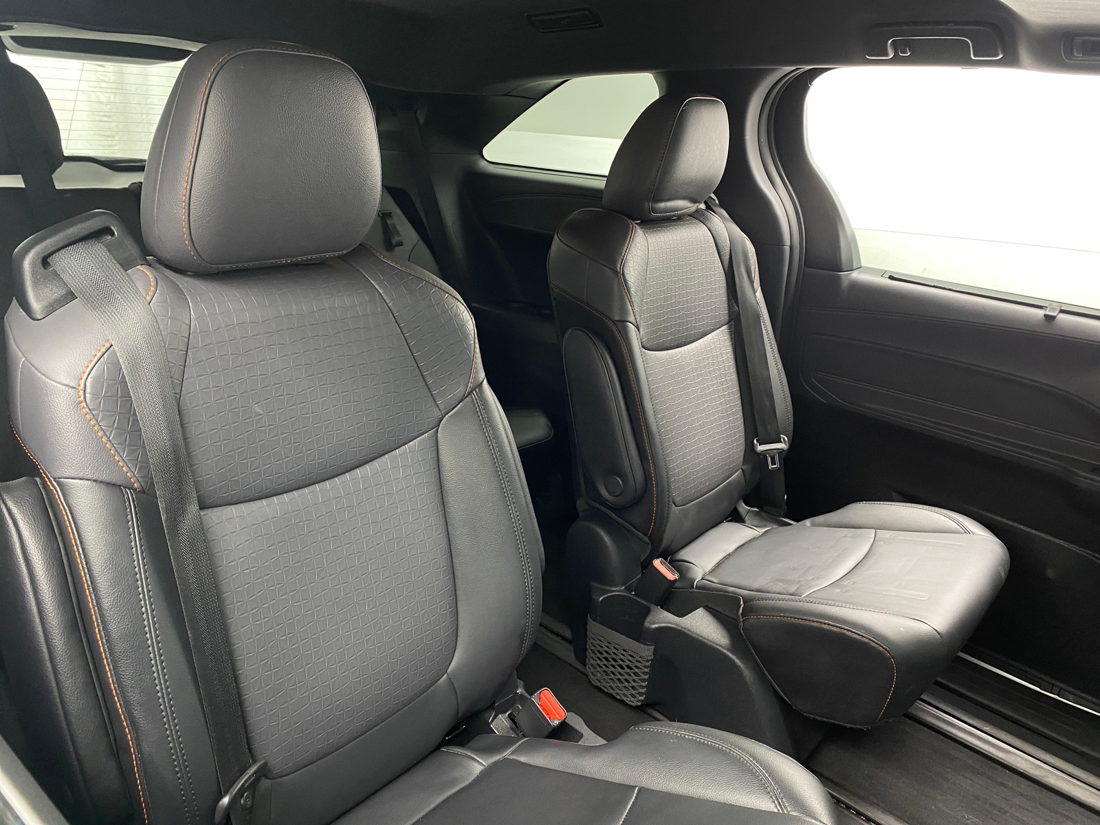 Thumbnail: 2022 Toyota Sienna - 5