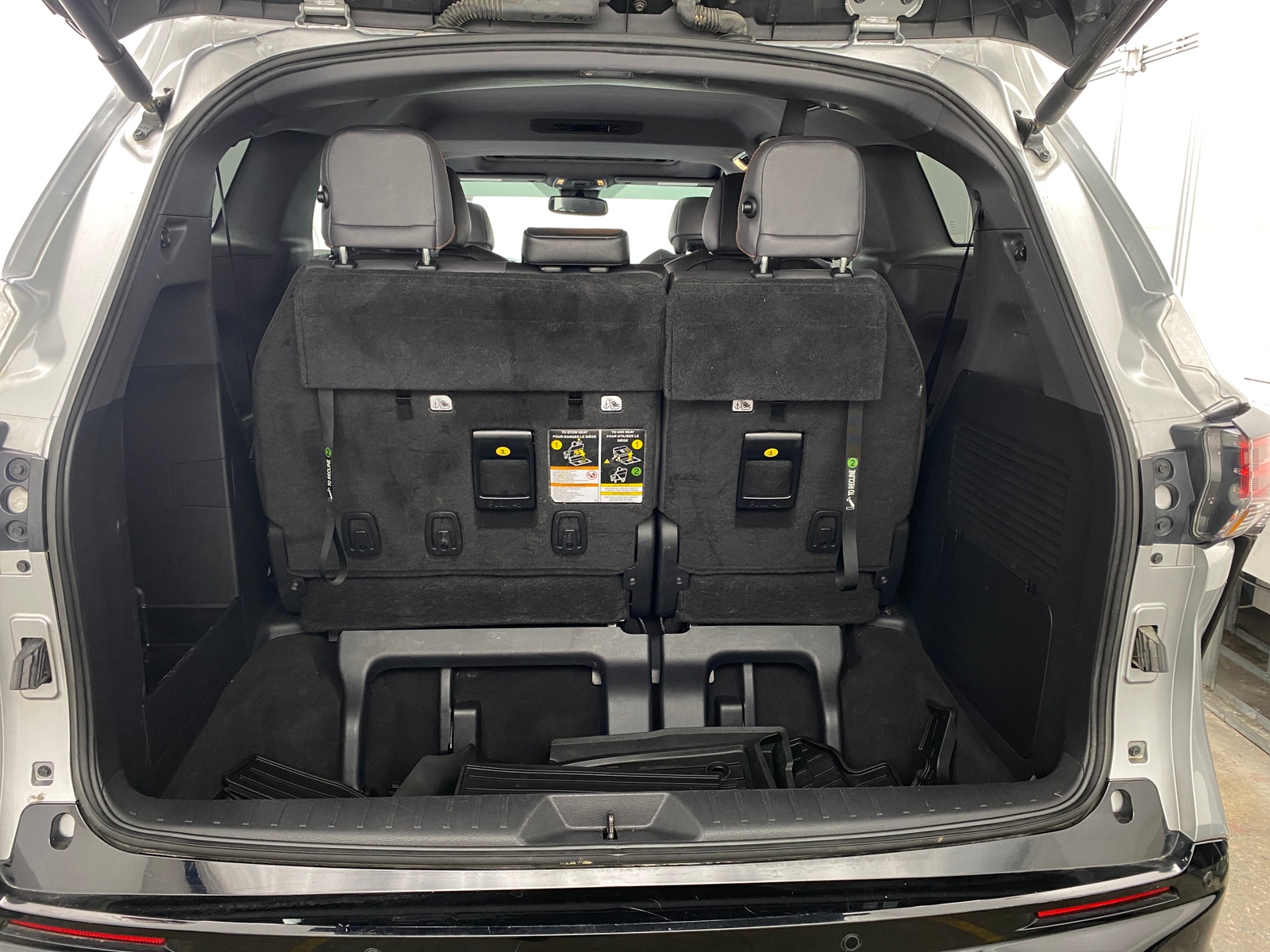 Thumbnail: 2022 Toyota Sienna - 6