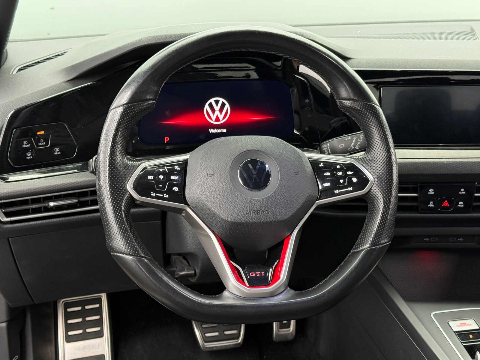 Thumbnail: 2022 Volkswagen Golf - 5