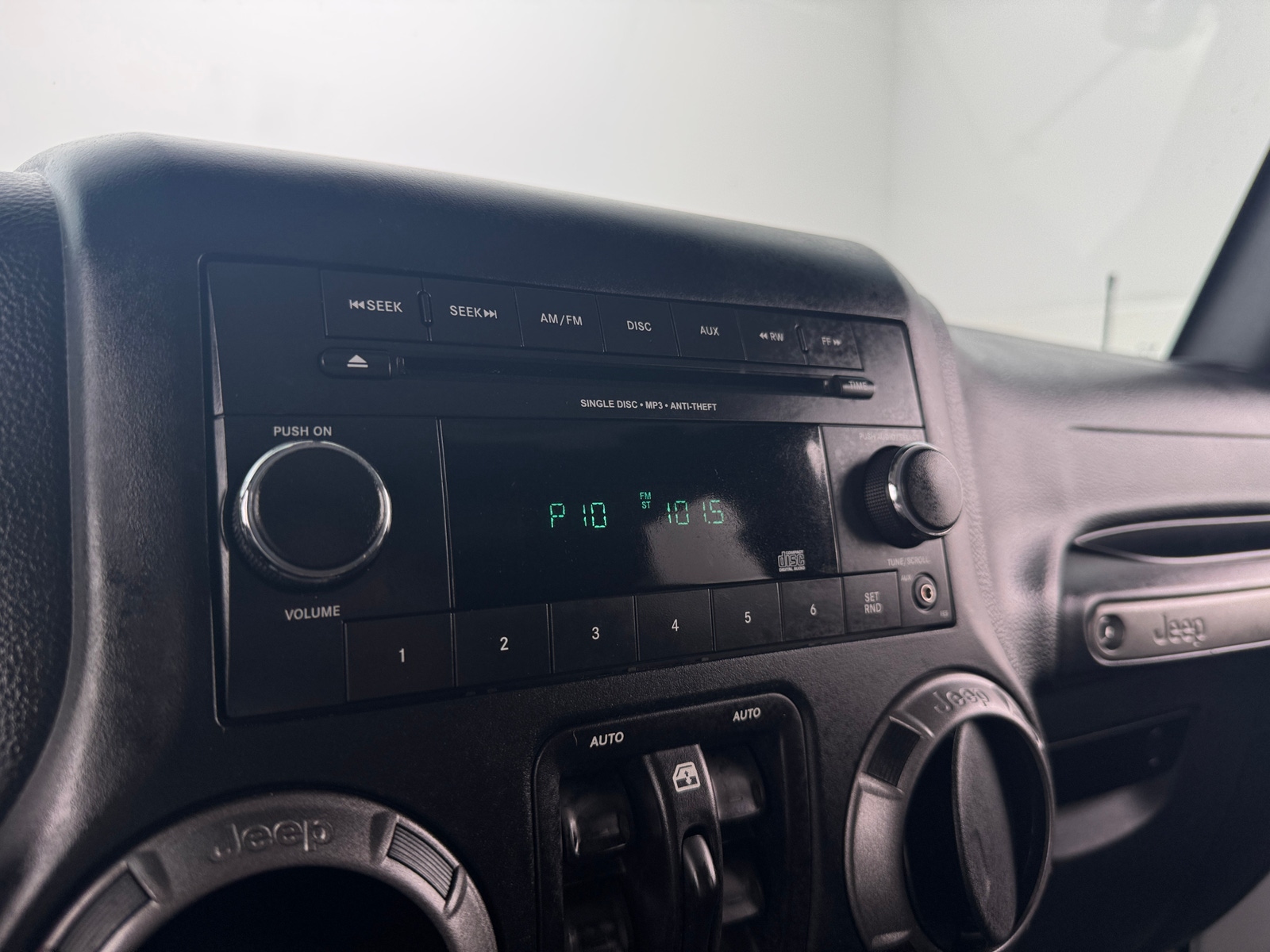 Thumbnail: 2018 Jeep Wrangler - 4