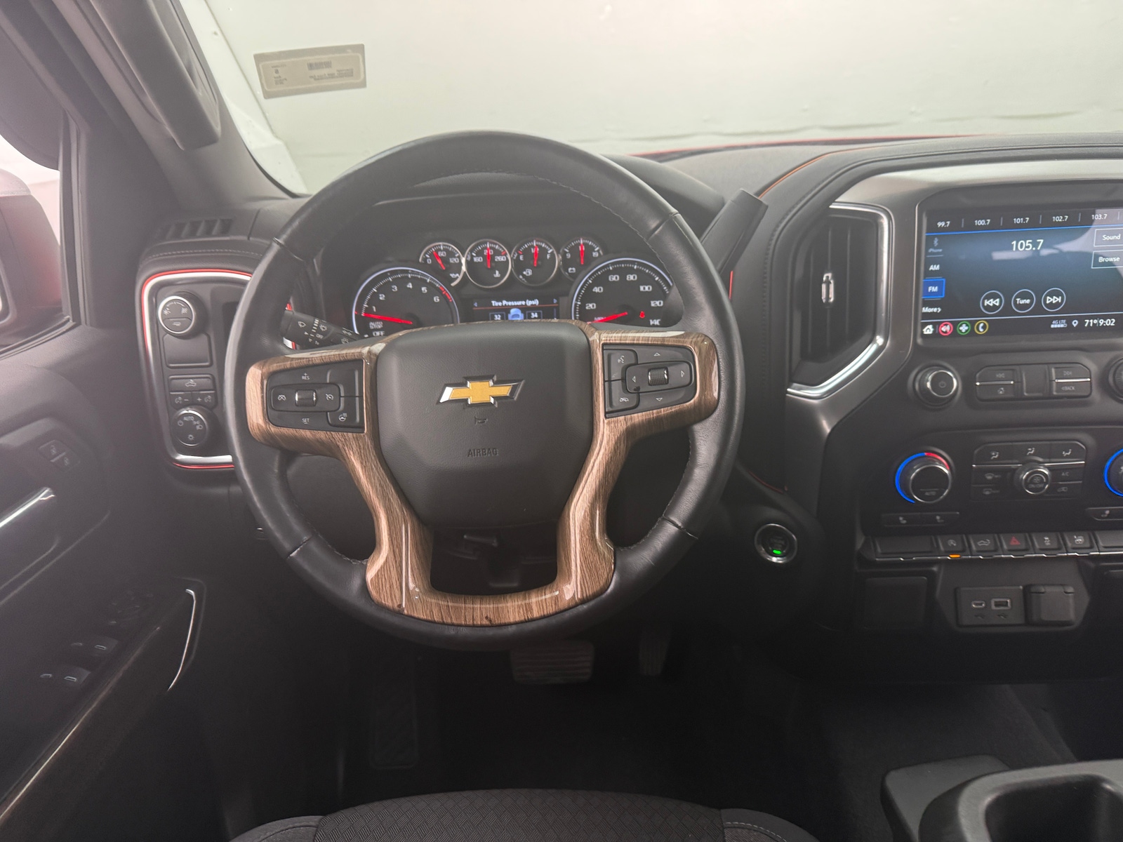 Thumbnail: 2019 Chevrolet Silverado 1500 - 5