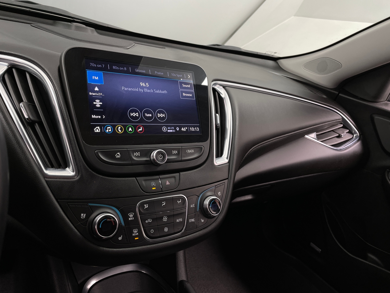 Thumbnail: 2024 Chevrolet Malibu - 3