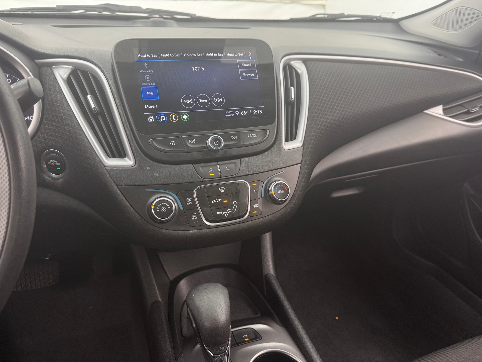 Thumbnail: 2024 Chevrolet Malibu - 4