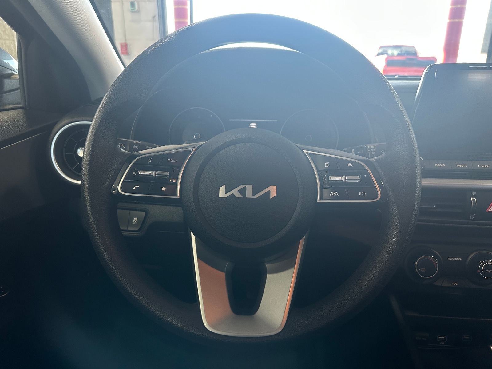 Thumbnail: 2024 Kia Forte - 5