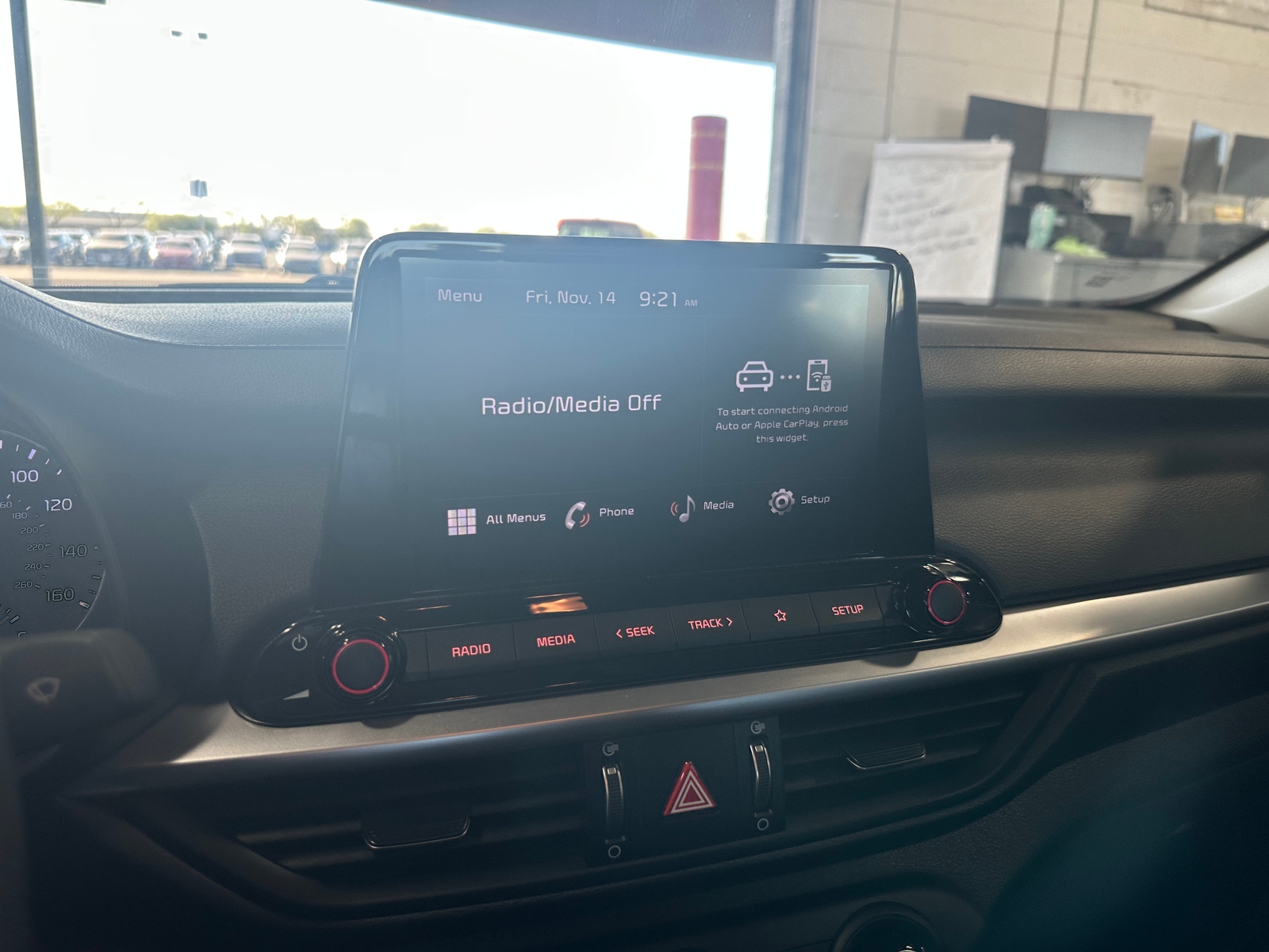 Thumbnail: 2024 Kia Forte - 4