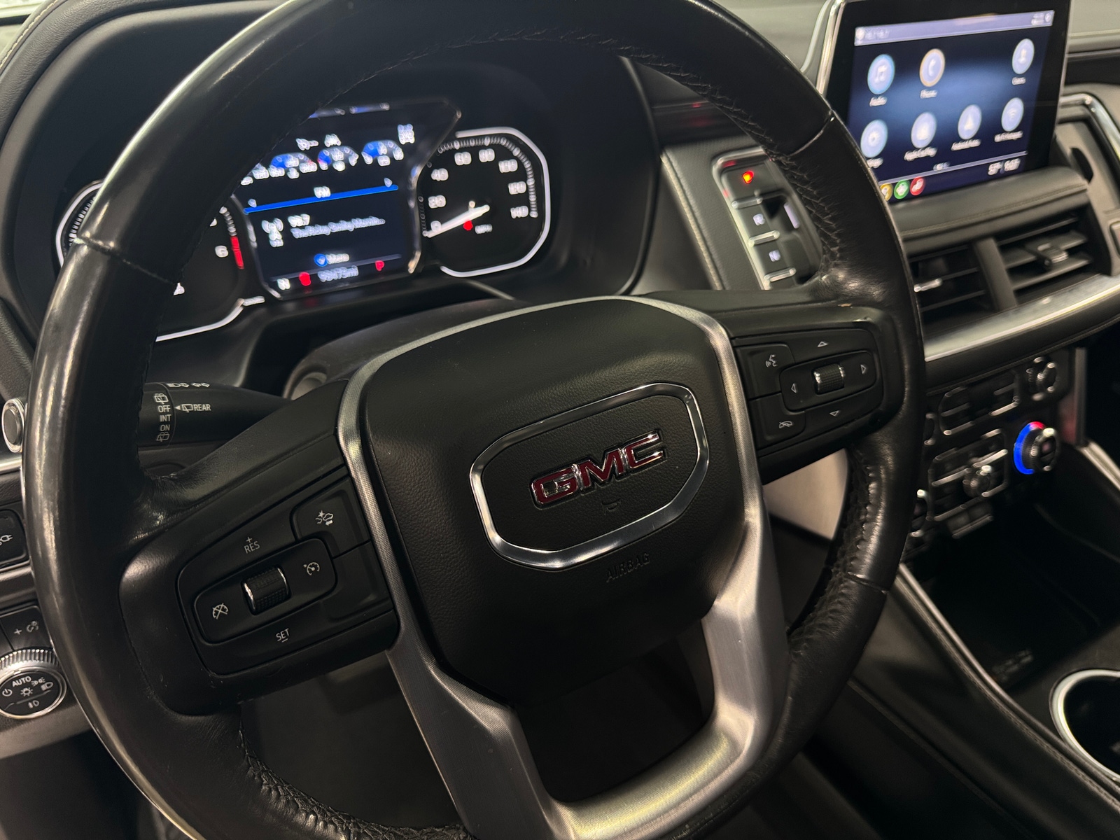 Thumbnail: 2021 GMC Yukon XL - 4