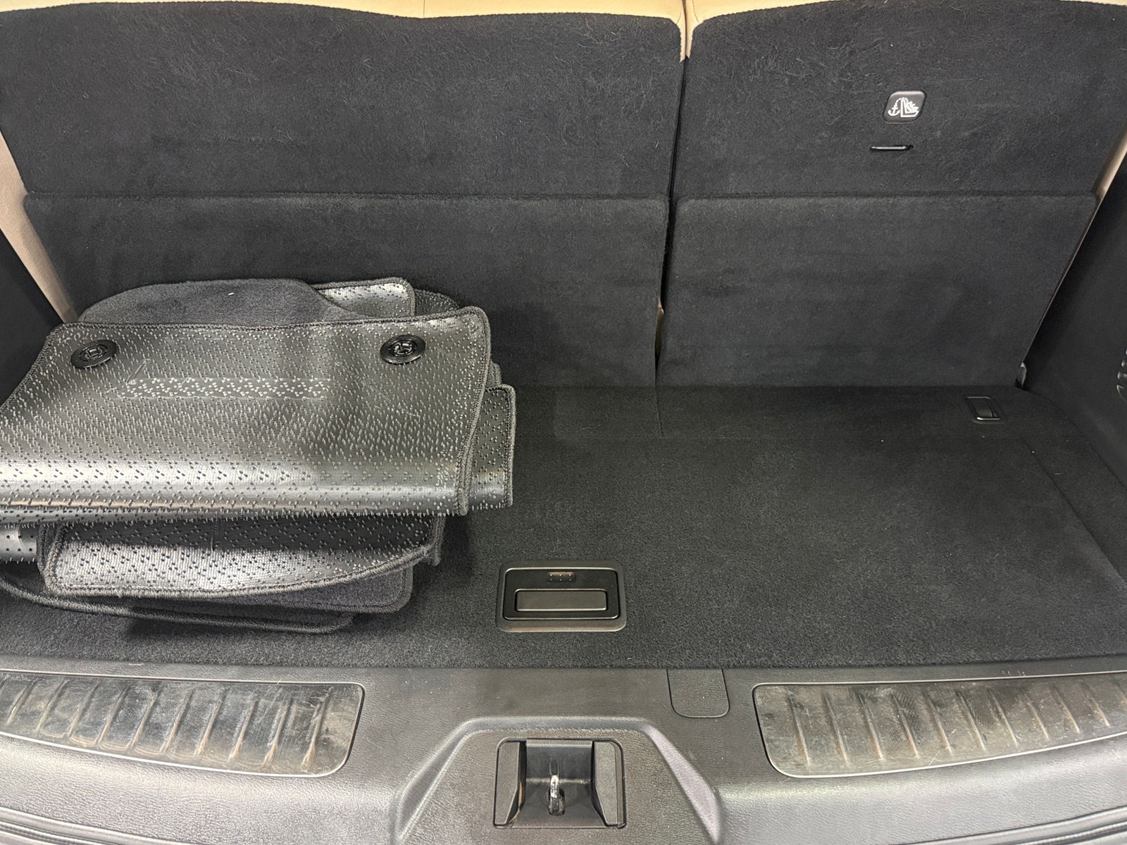 Thumbnail: 2019 Nissan Armada - 6