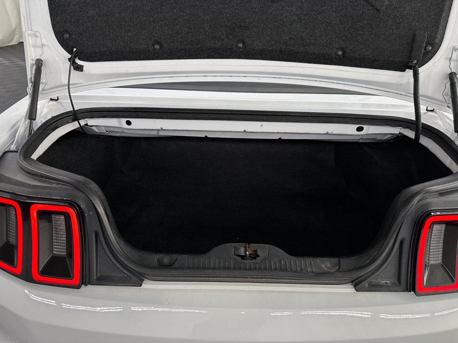 Thumbnail: 2014 Ford Mustang - 7