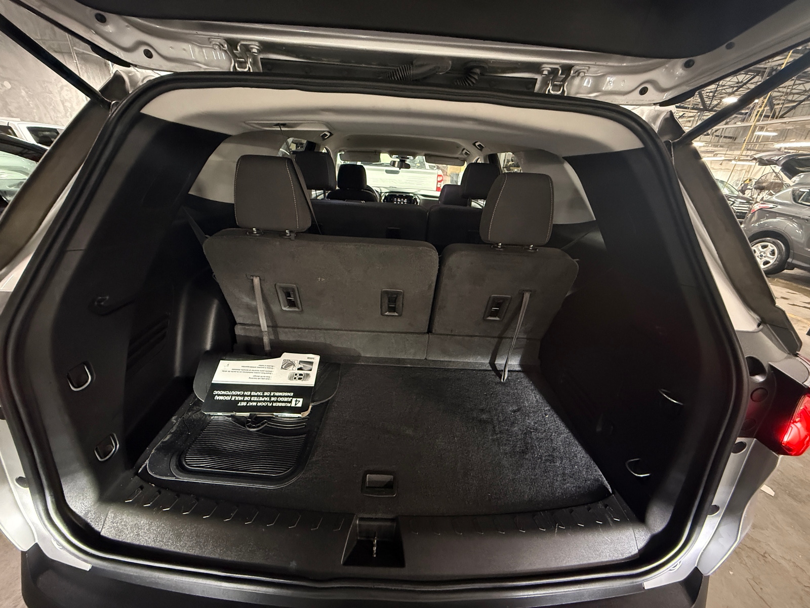 Thumbnail: 2020 Chevrolet Traverse - 7