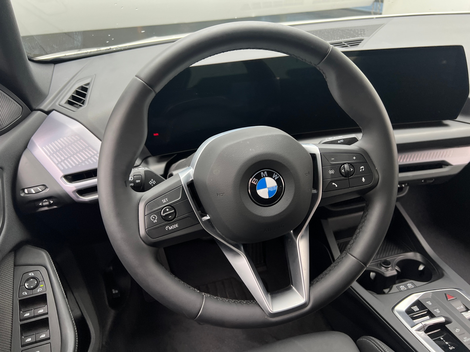 Thumbnail: 2025 BMW 2 Series - 4