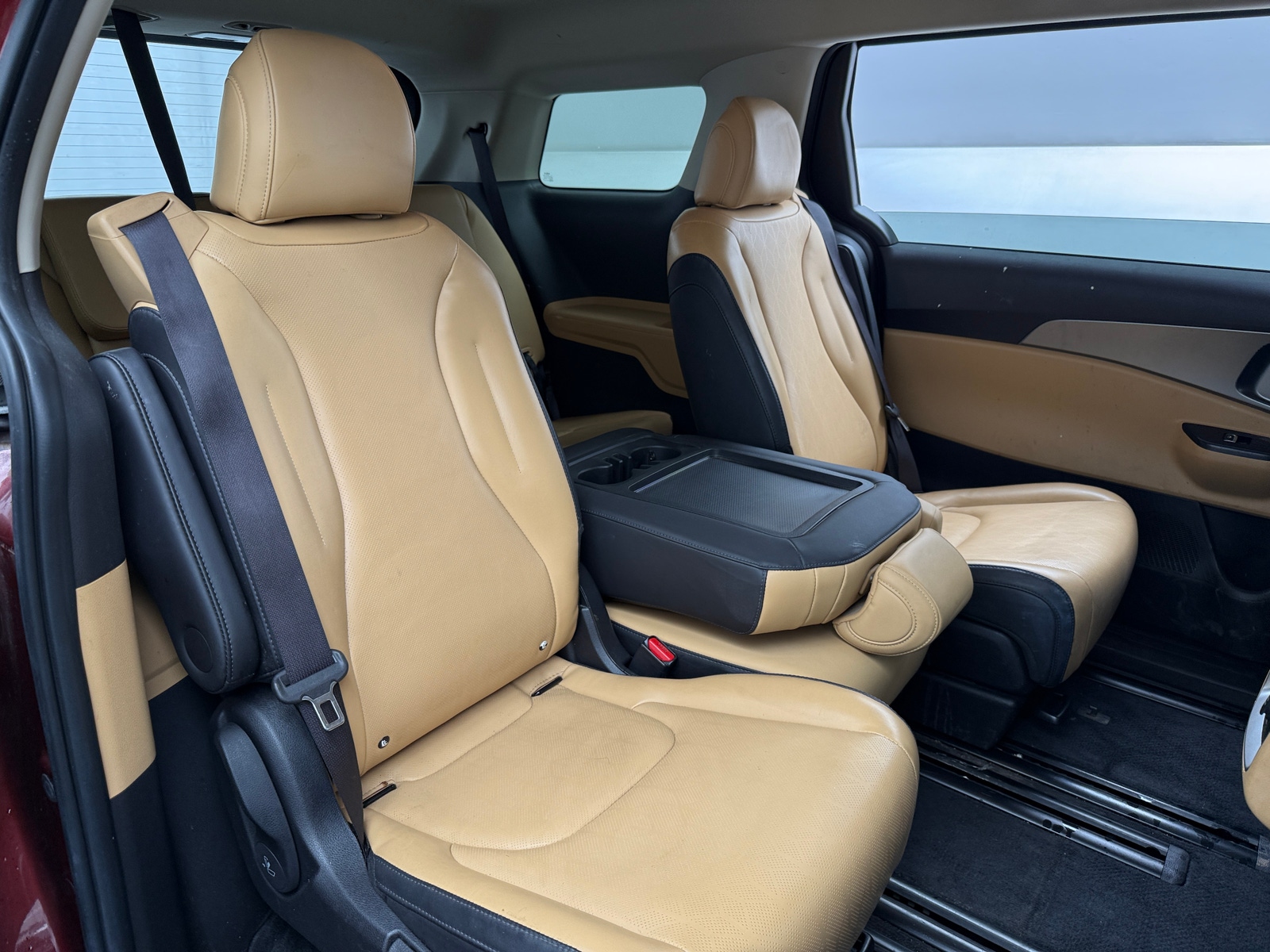 Thumbnail: 2022 Kia Carnival - 5