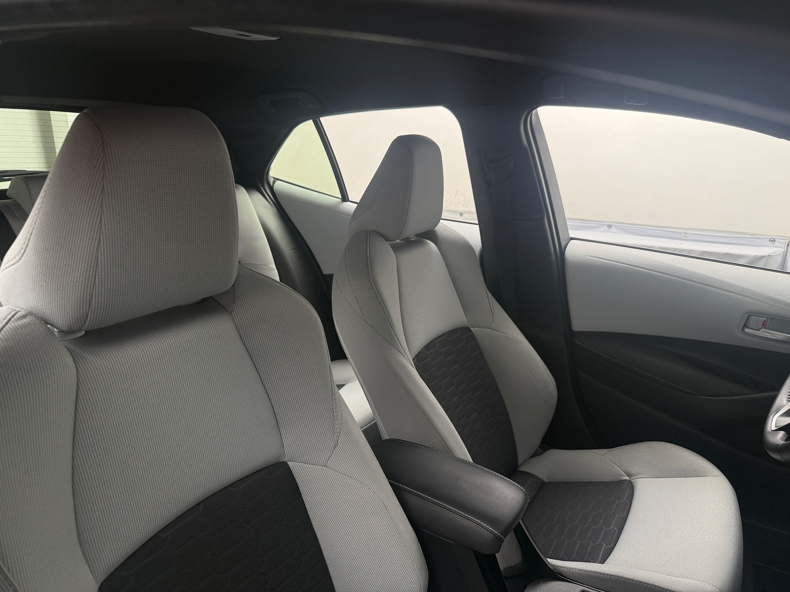 Thumbnail: 2025 Toyota Corolla - 2