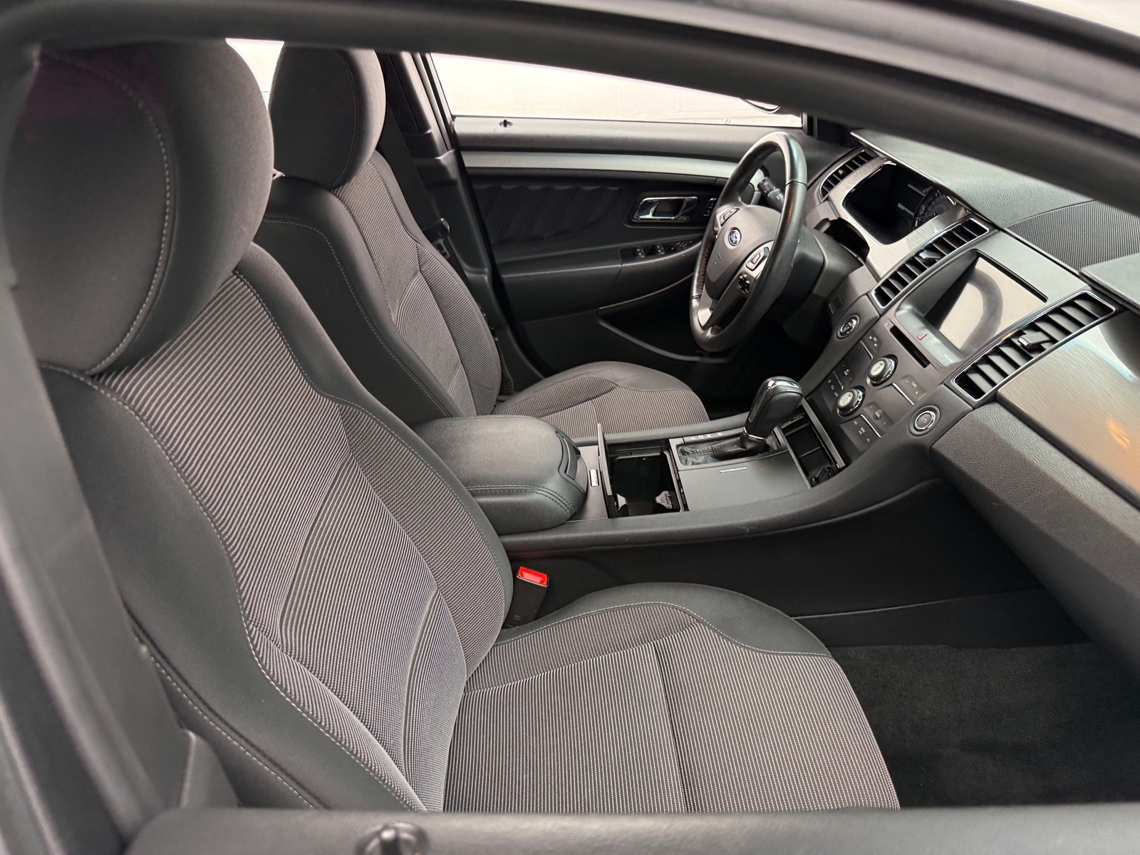 Thumbnail: 2017 Ford Taurus - 2