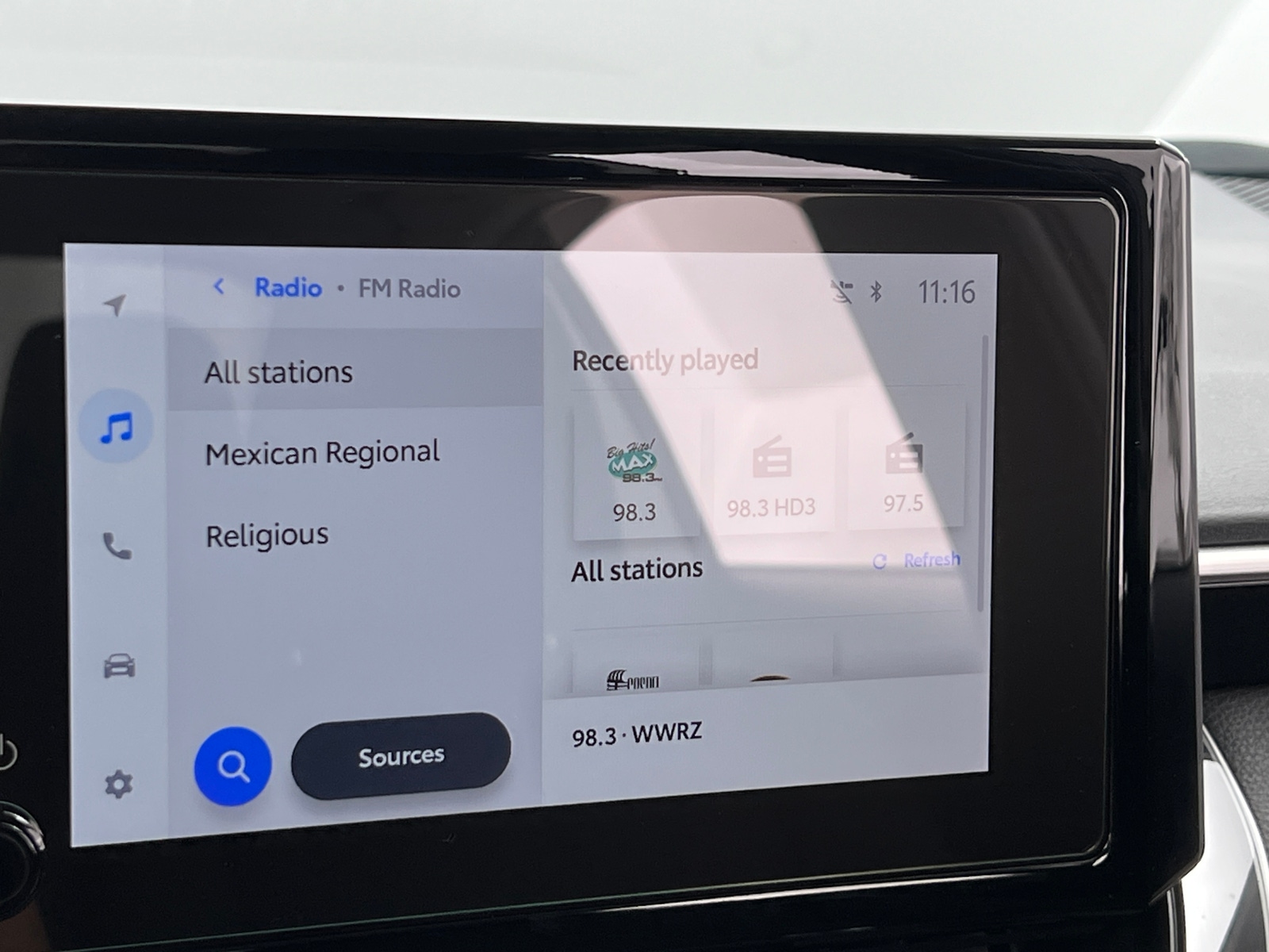 Thumbnail: 2025 Toyota Corolla - 4