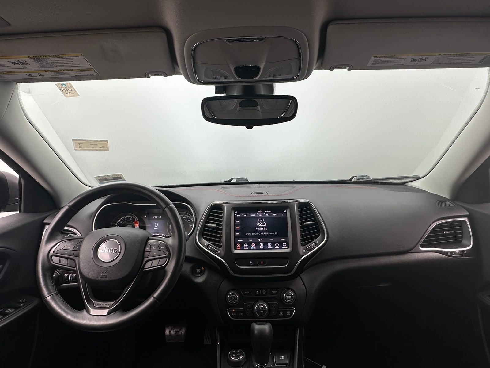 Thumbnail: 2019 Jeep Cherokee - 3