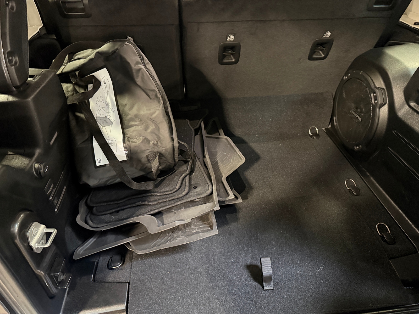 Thumbnail: 2022 Jeep Wrangler - 6