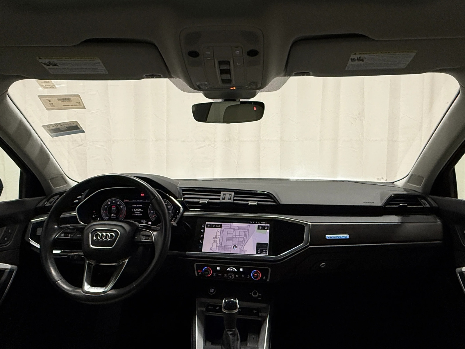 Thumbnail: 2023 Audi Q3 - 2