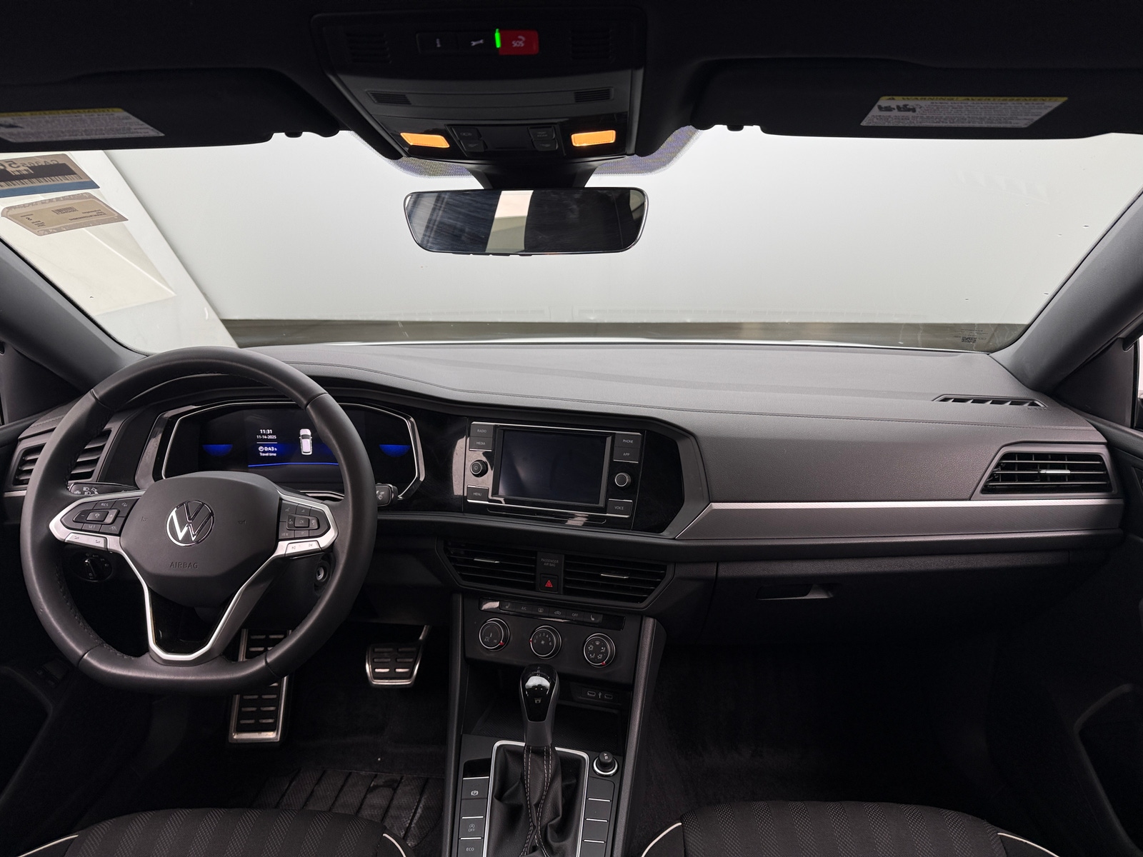 Thumbnail: 2024 Volkswagen Jetta - 3