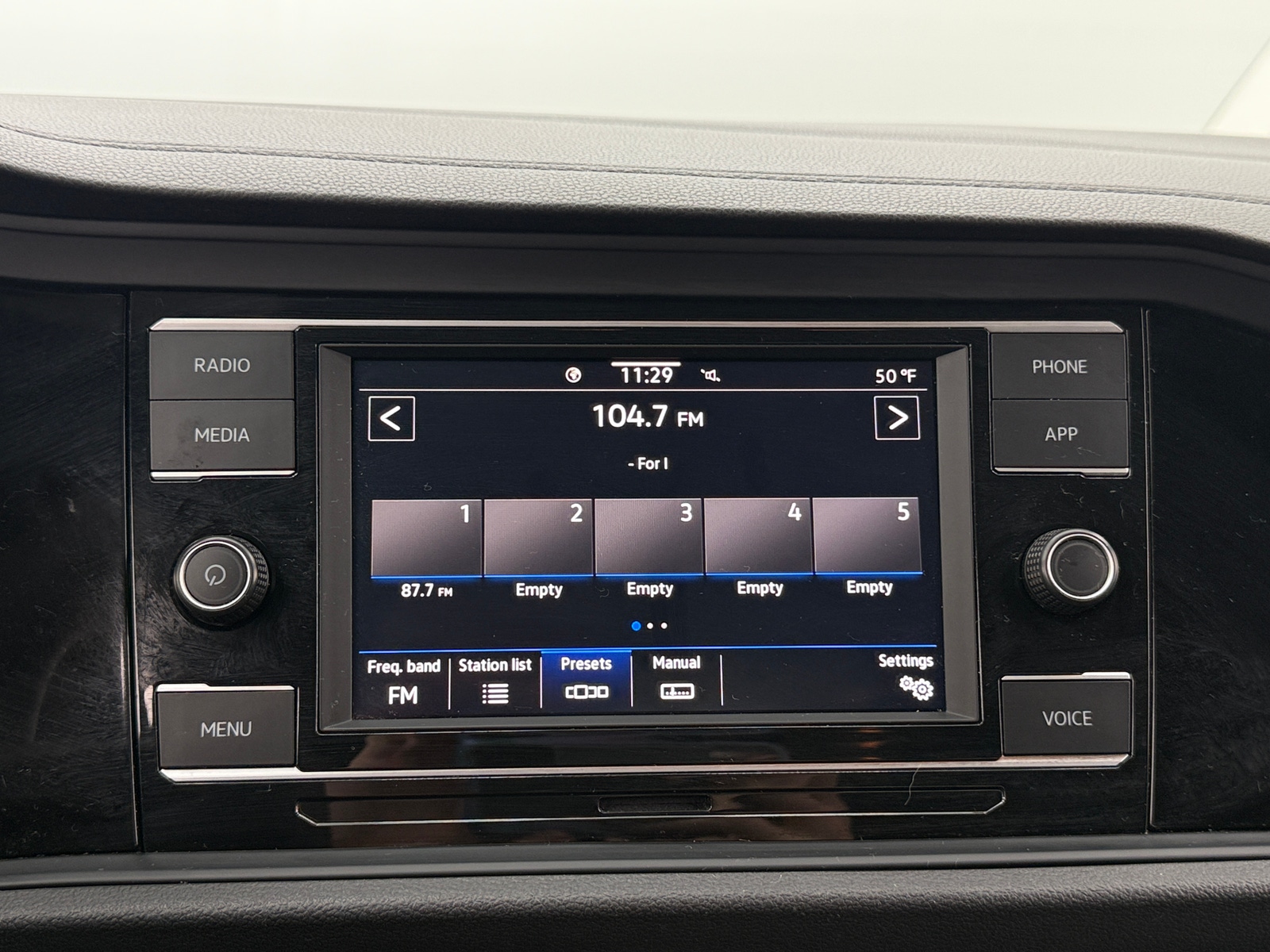 Thumbnail: 2024 Volkswagen Jetta - 4